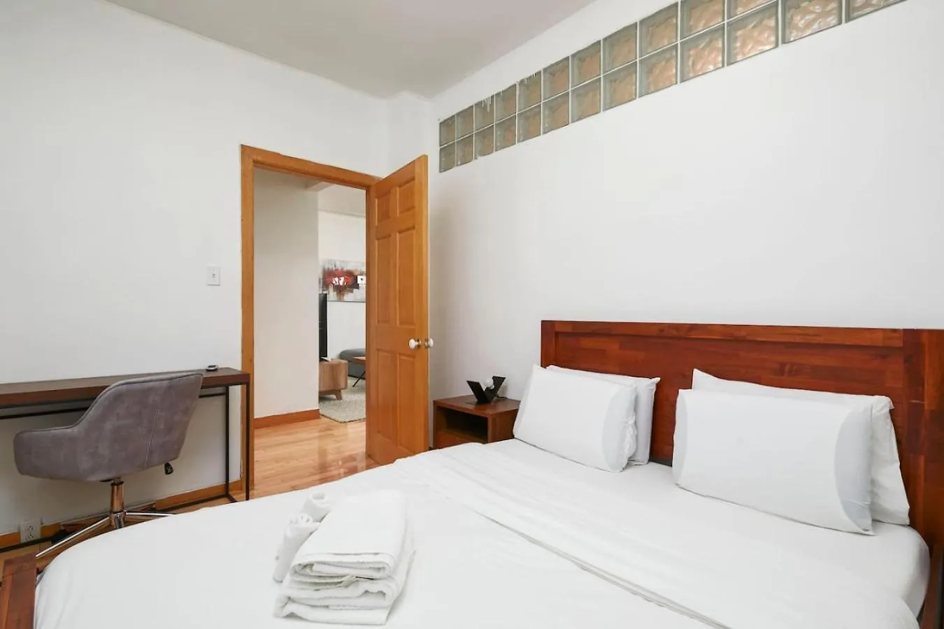 Magnificent 4Br In Downtown Mont-Royal Zd0 Apartment Montreal